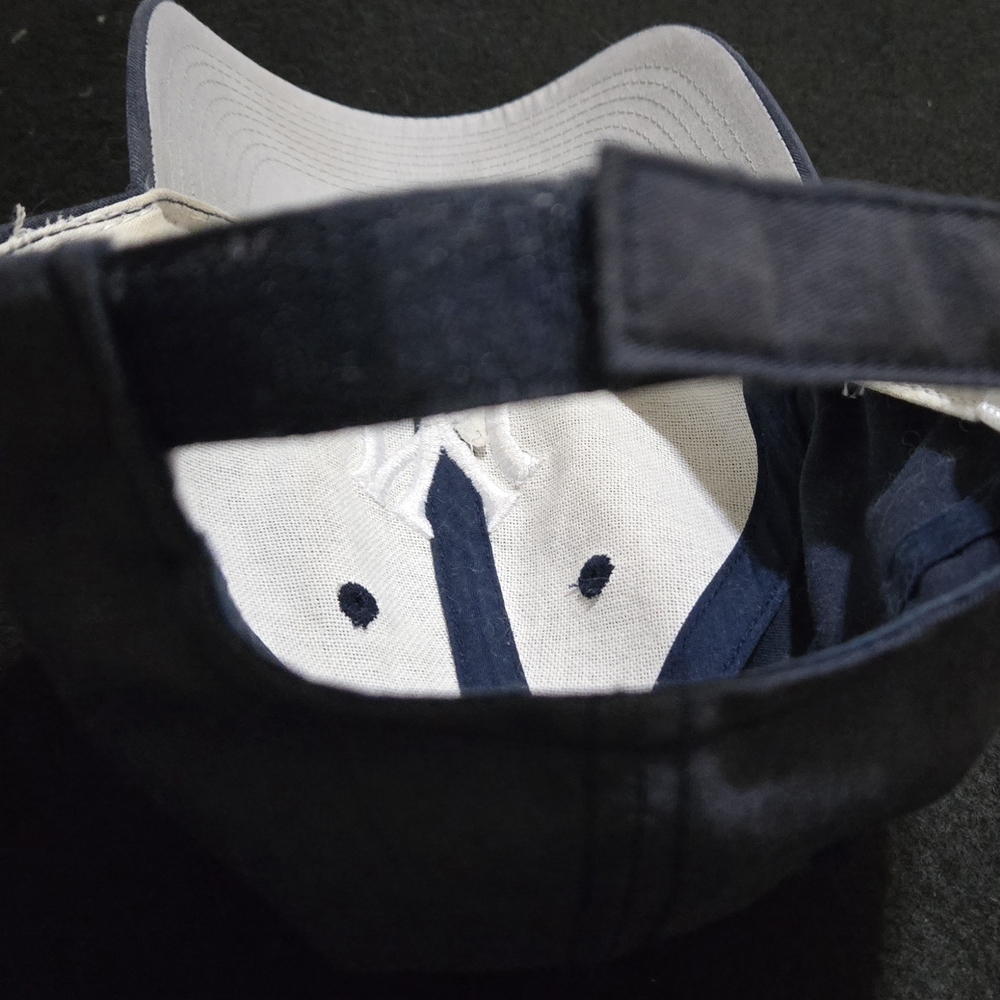 Y2K NY Yankees 80s Baseball Cap S/M Perfect Condition. - Picture 6 of 7